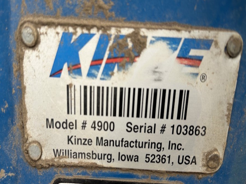 2014 KINZE 4900 16 ROW PLANTER