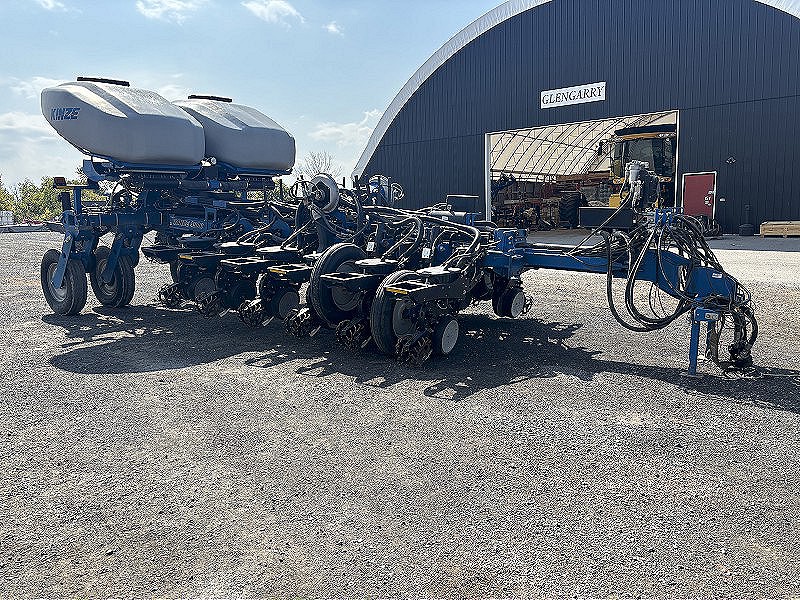 2014 KINZE 4900 16 ROW PLANTER