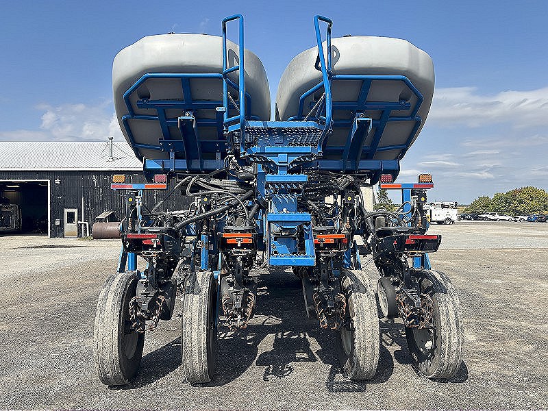 2014 KINZE 4900 16 ROW PLANTER