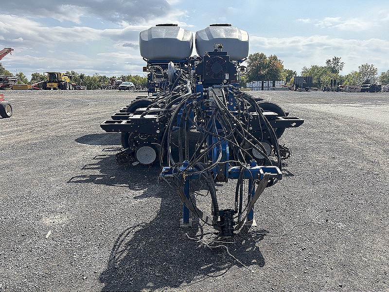 2014 KINZE 4900 16 ROW PLANTER