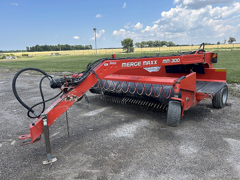 2013 KUHN MM 300 MERGE MAXX HAY MERGER