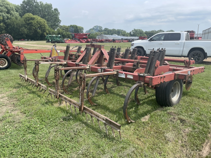 1995 CASE IH 6500 CONSER-TILL CHISEL PLOW