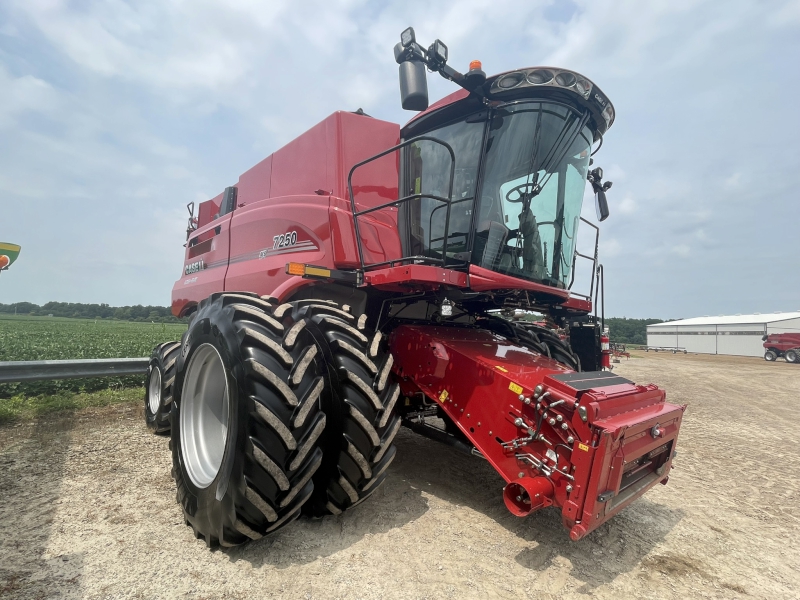 2023 CASE IH 7250 COMBINE