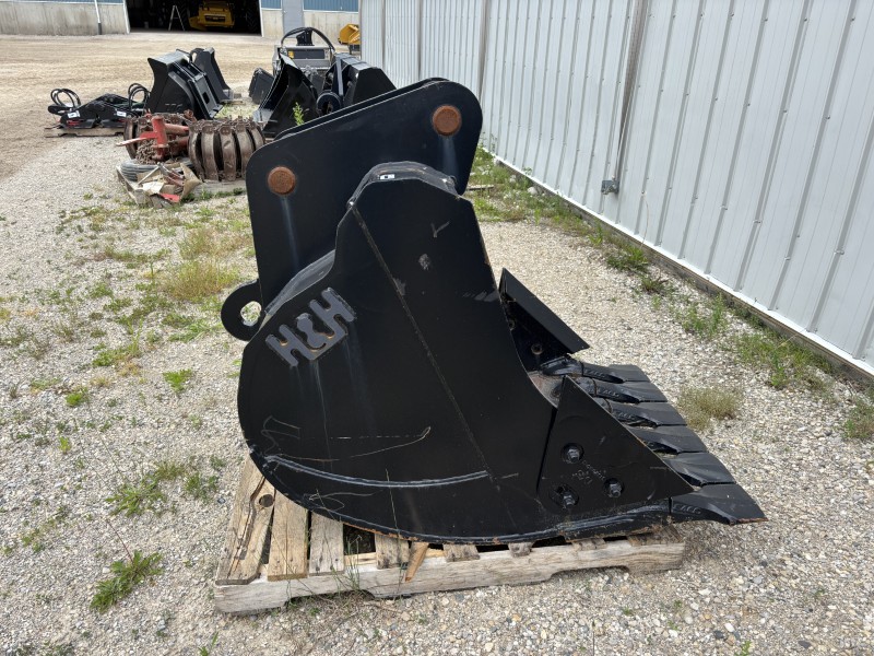 2022 H&H MANUFACTURING 36 INCH HD EXCAVATOR BUCKET