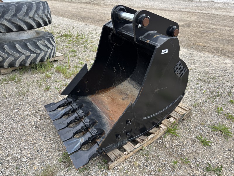 2022 H&H MANUFACTURING 36 INCH HD EXCAVATOR BUCKET
