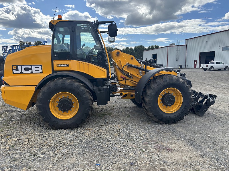 2025 JCB TM420 AGRI TELESCOPIC WHEEL LOADER