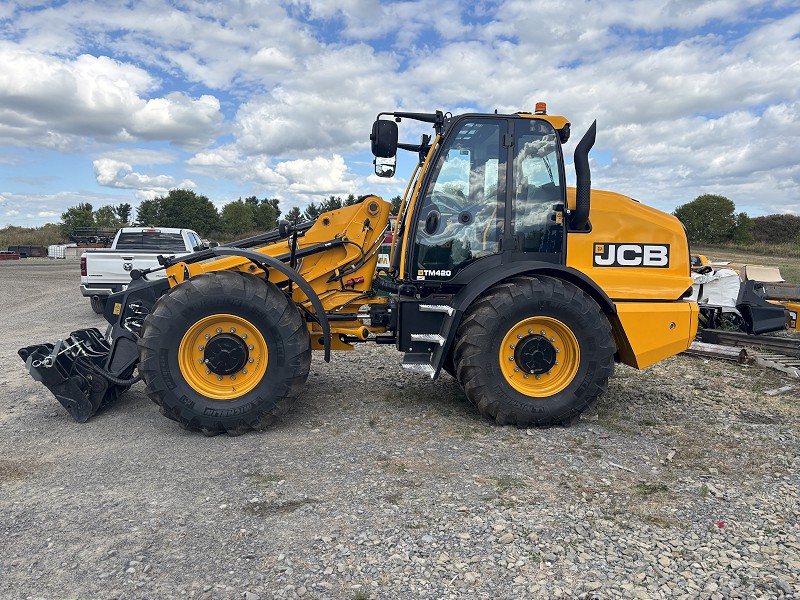 2025 JCB TM420 AGRI TELESCOPIC WHEEL LOADER