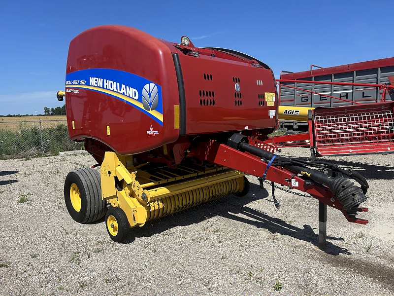 2018 NEW HOLLAND ROLLBELT 450 ROUND BALER