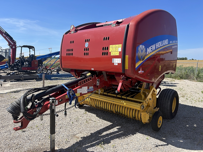 2018 NEW HOLLAND ROLLBELT 450 ROUND BALER