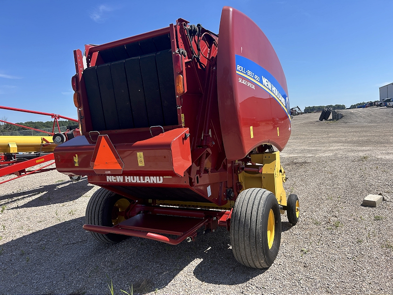 2018 NEW HOLLAND ROLLBELT 450 ROUND BALER
