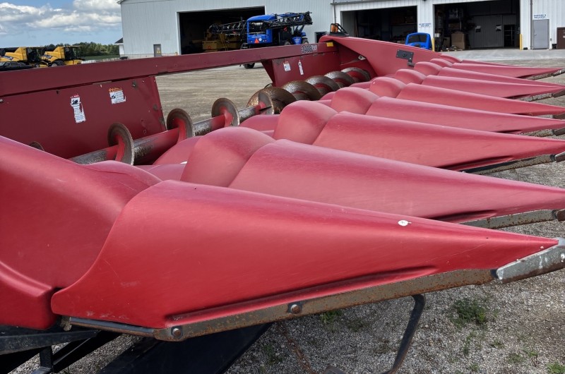 2011 CASE IH 3408 CORN HEAD