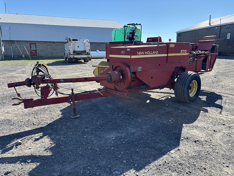 1990 NEW HOLLAND 570 SMALL SQUARE BALER