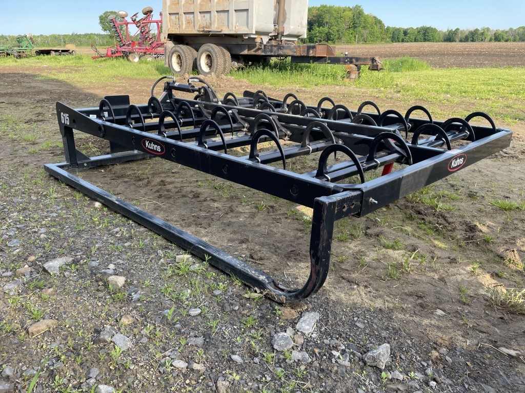 2021 KUHNS MFG (NOW NORDEN MFG) 615 SMALL SQUARE BALE GRABBER