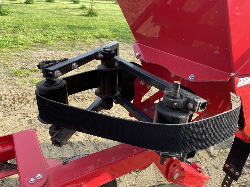 2021 KUHNS MFG (NOW NORDEN MFG) AE15 SMALL SQUARE BALE ACCUMULATOR