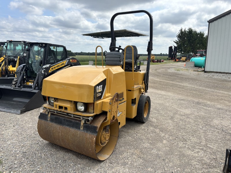 2012 CATERPILLAR CC24 TANDEM DRUM ROLLER