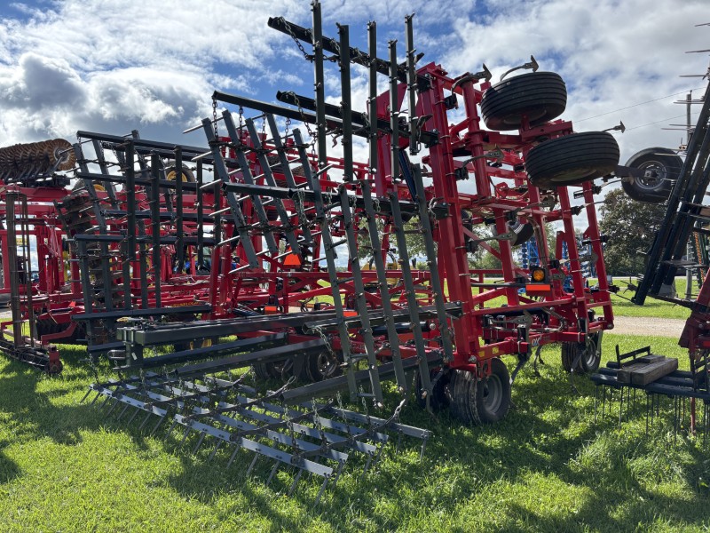 2019 WILRICH QX2 42.5 FOOT CULTIVATOR
