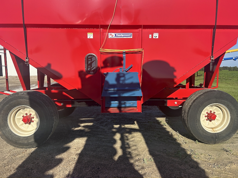 2025 RJ EQUIPMENT 600 GRAVITY BOX