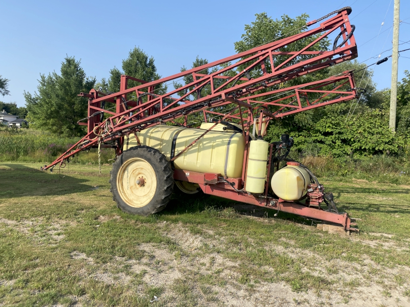 2007 HARDI NAVIGATOR 1000 PULL TYPE SPRAYER