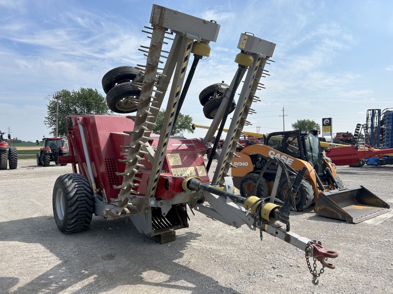 2014 KONGSKILDE SB5200 STONEBEAR ROCK PICKER