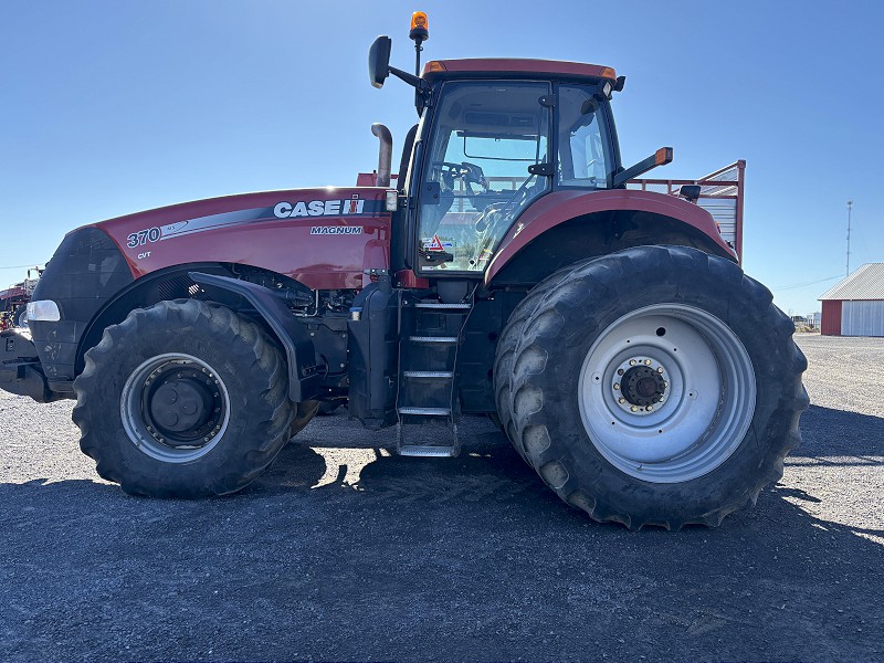 2013 CASE IH MAGNUM 370 TRACTOR
