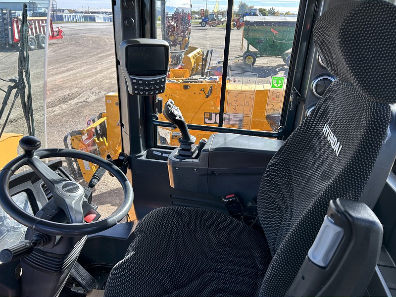 2022 HYUNDAI HL940A WHEEL LOADER