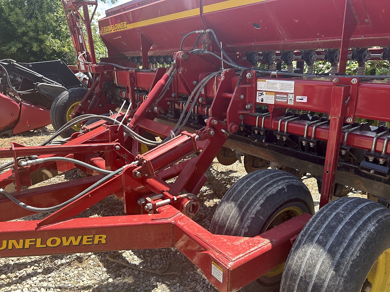 2006 SUNFLOWER 9412-15 MIN-TILL DRILL