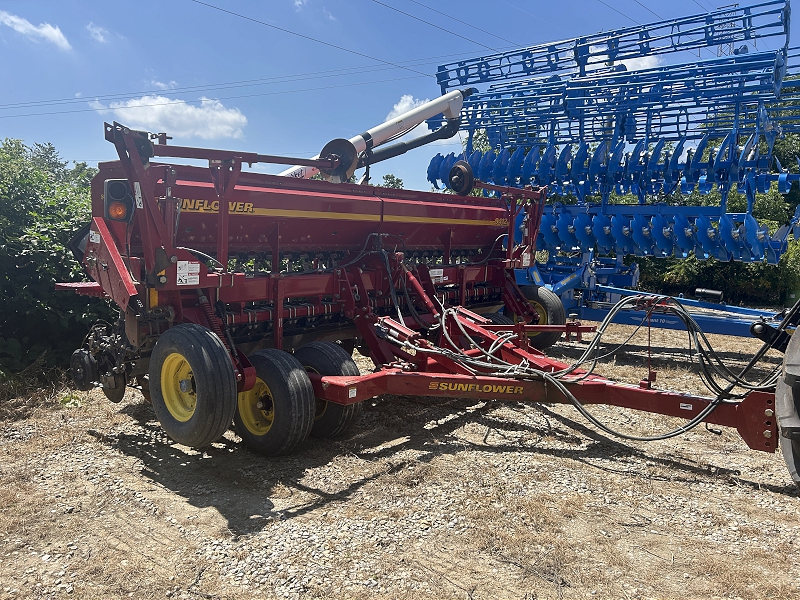 2006 SUNFLOWER 9412-15 MIN-TILL DRILL