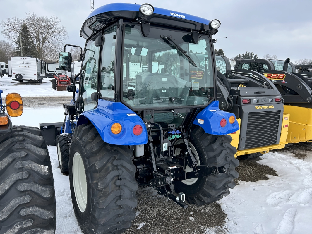2026 NEW HOLLAND BOOMER 40 TRACTOR WITH LOADER