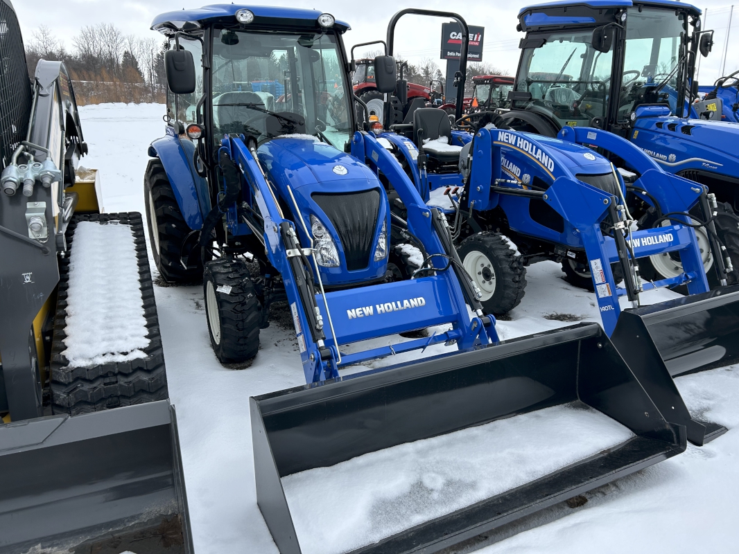 2026 NEW HOLLAND BOOMER 40 TRACTOR WITH LOADER