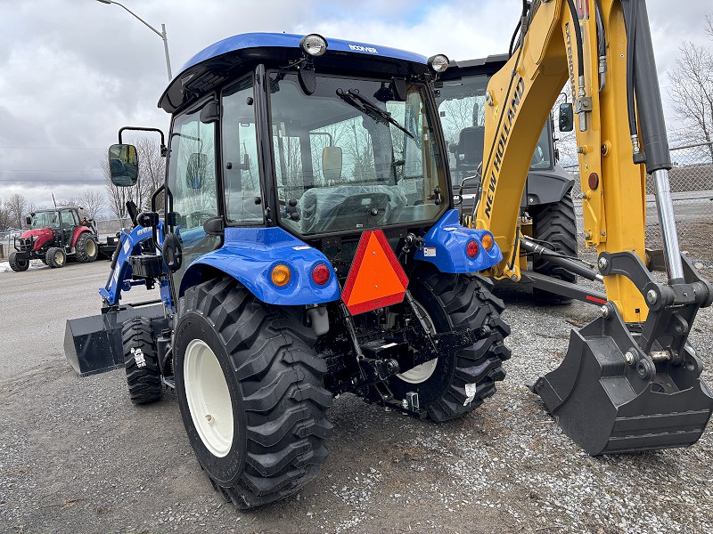 2026 NEW HOLLAND BOOMER 40 TRACTOR WITH LOADER