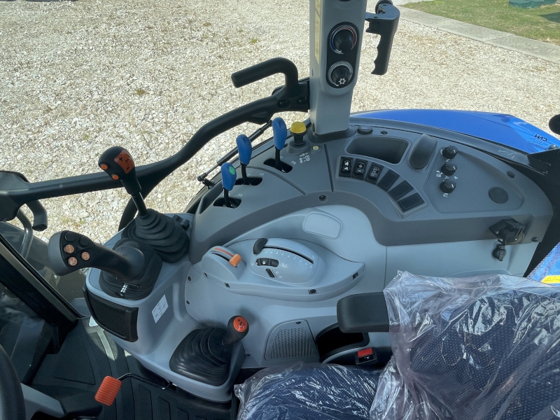 2026 NEW HOLLAND POWERSTAR 120 TRACTOR WITH LOADER