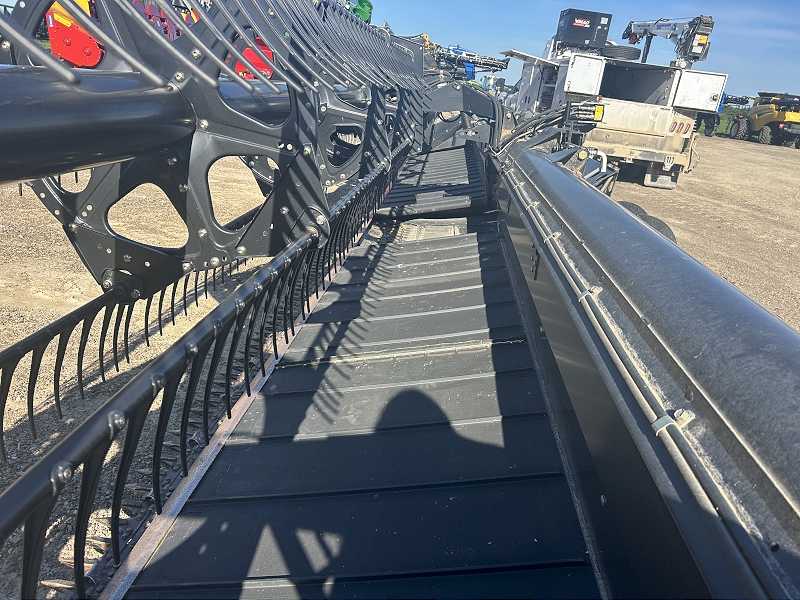 2006 NEW HOLLAND 84C-36 FLEX DRAPER HEAD