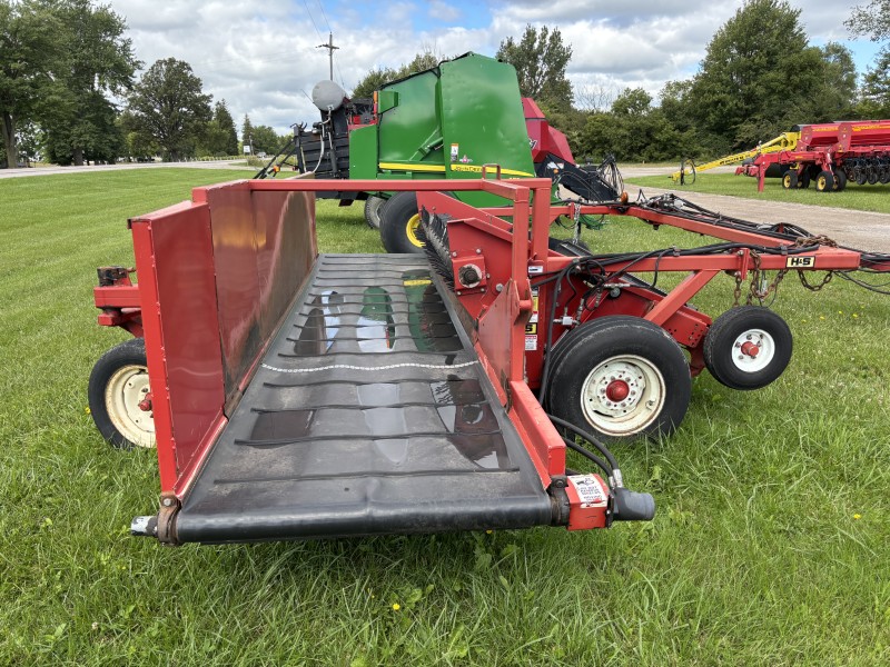 2004 H & S HSM-P WINDROW (HAY) MERGER