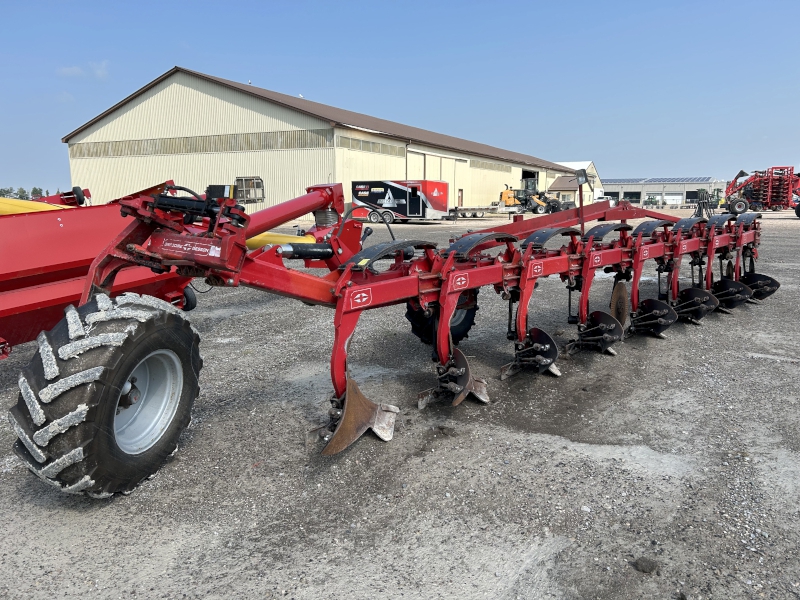 2017 GREGOIRE-BESSON PSPWK11.8.83.100 PLOW