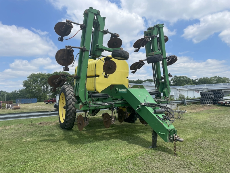 2015 SCHABEN 1600G FERTILIZER APPLICATOR
