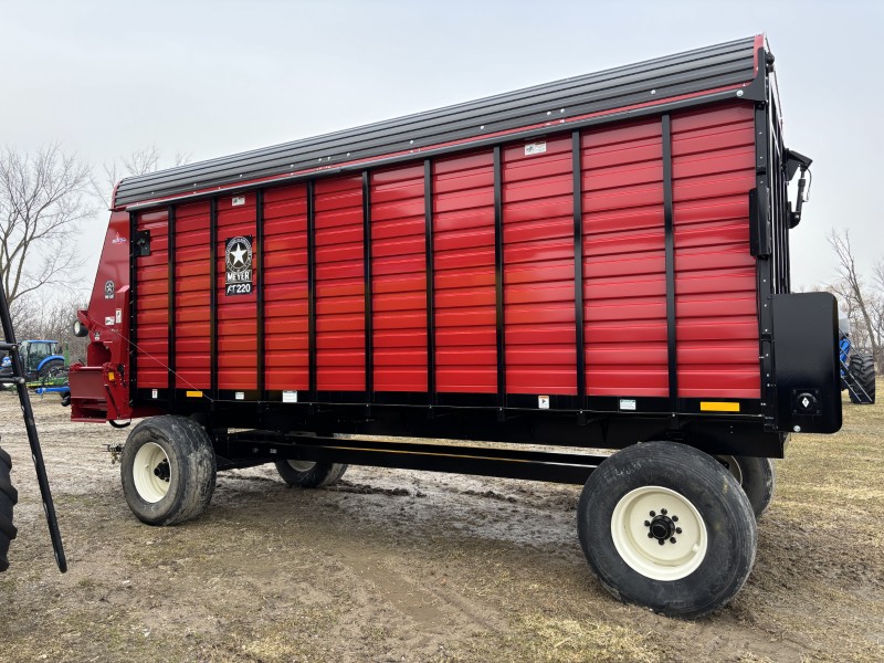 2025 MEYER MANUFACTURING RT220-C FRONT & REAR UNLOAD FORAGE BOX