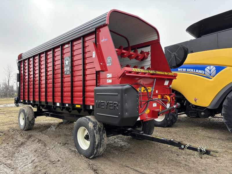 2025 MEYER MANUFACTURING RT220-C FRONT & REAR UNLOAD FORAGE BOX