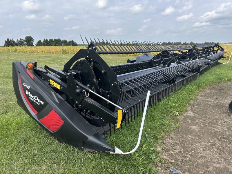2021 MACDON FD140 DRAPER HEAD