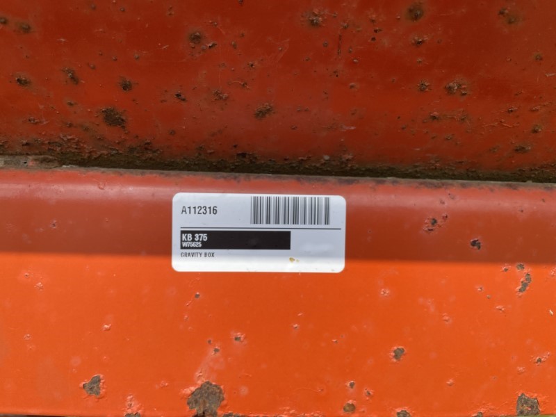 KILLBROS 375 GRAVITY BOX WAGON