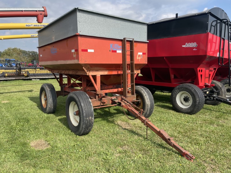 KILLBROS 350 GRAVITY BOX WAGON