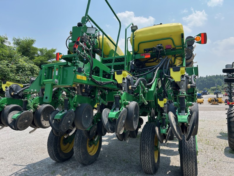 2017 JOHN DEERE 1795 MAXEMERGE 5E PLANTER