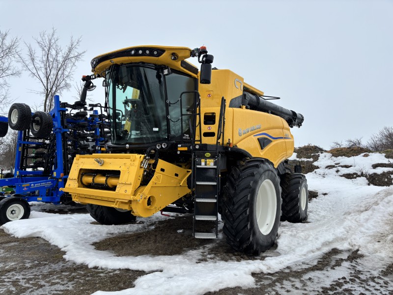 2026 NEW HOLLAND CR8.90 COMBINE