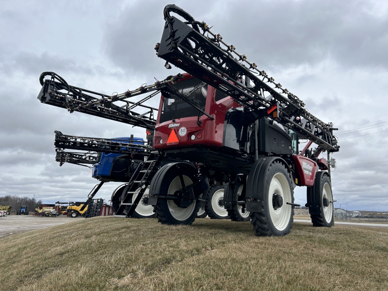2026 MILLER NITRO 7310 FRONT BOOM SELF-PROPELLED SPRAYER