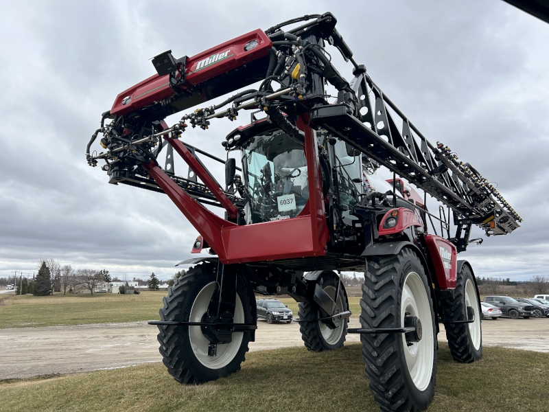 2026 MILLER NITRO 7310 FRONT BOOM SELF-PROPELLED SPRAYER