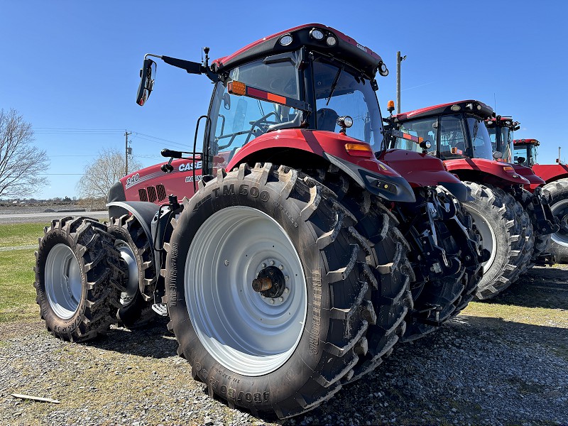 2026 CASE IH MAGNUM 240 TRACTOR