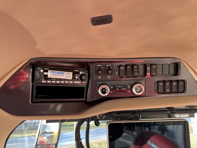 2026 CASE IH MAGNUM 265 CVT TRACTOR