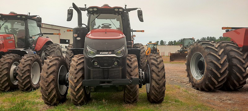 2026 CASE IH MAGNUM 325 CVT TRACTOR