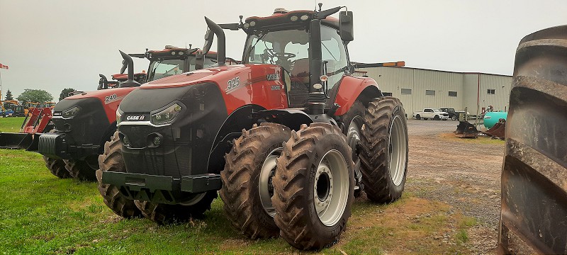 2026 CASE IH MAGNUM 325 CVT TRACTOR