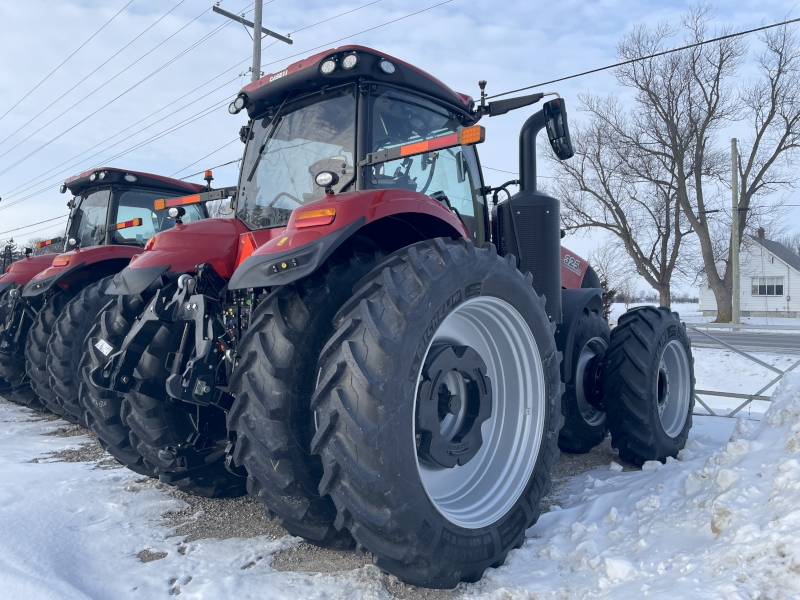 2026 CASE IH MAGNUM 325 CVT TRACTOR