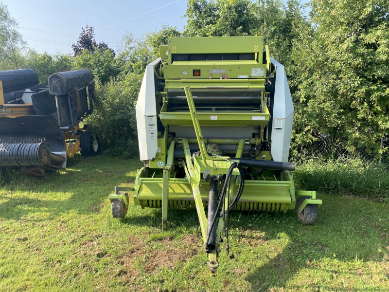2005 CLAAS VARIANT 260 ROTO-CUT ROUND BALER